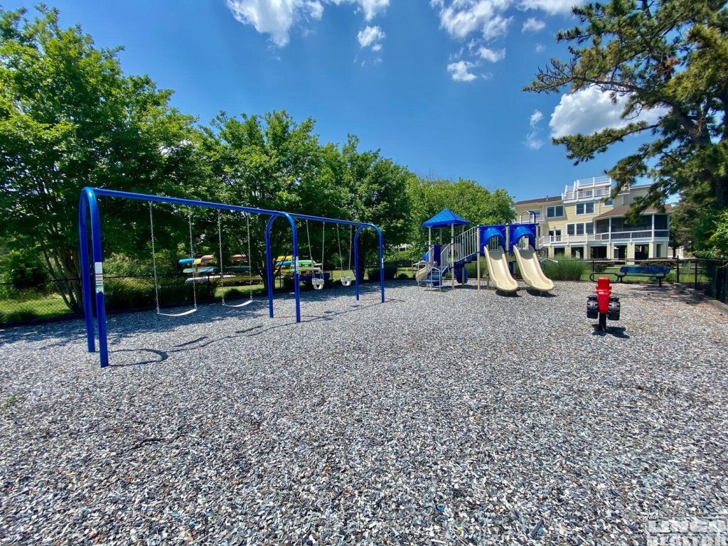 play 37 HOLLY ROAD  Rental Property