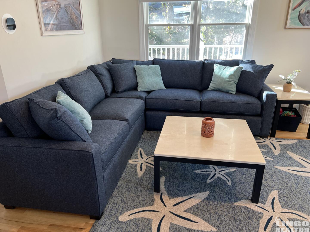 IMG_0903 18B CHRISTIAN STREET  Rental Property