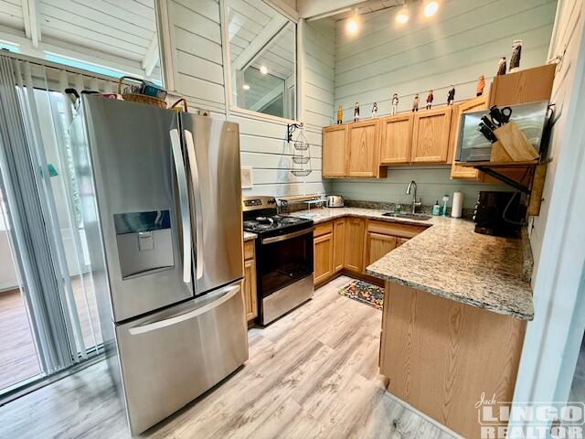 IMG_1291 200 CAROLINA STREET  Rental Property