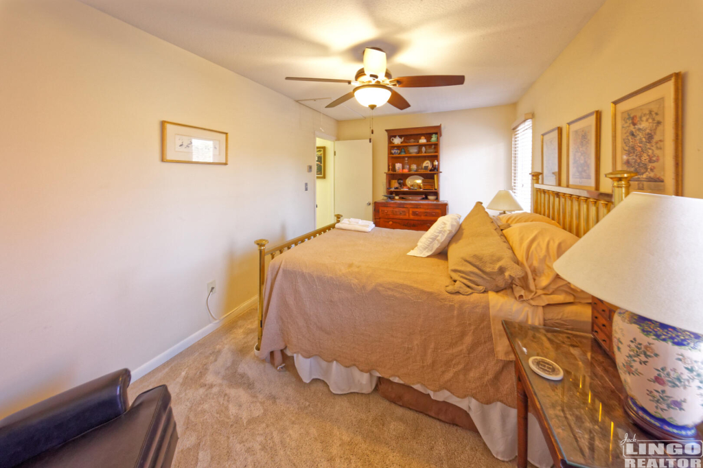 158A3380 124 SPRING LAKE  Rental Property