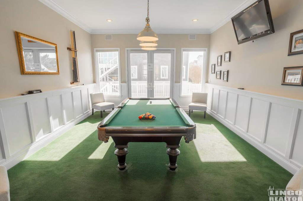 20 16 COLLINS AVENUE Rental Property 20 16 COLLINS AVENUE Rental Property