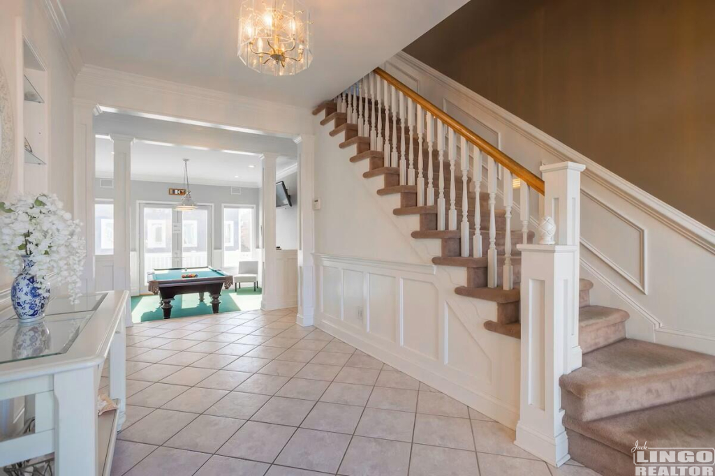 21 16 COLLINS AVENUE Rental Property 21 16 COLLINS AVENUE Rental Property