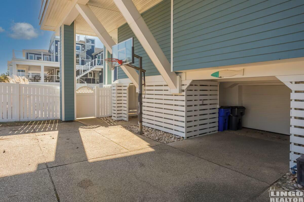 50 16 COLLINS AVENUE Rental Property 50 16 COLLINS AVENUE Rental Property