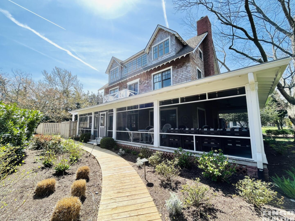 1006 SCARBOROUGH AVENUE EXTENDED Rental Property