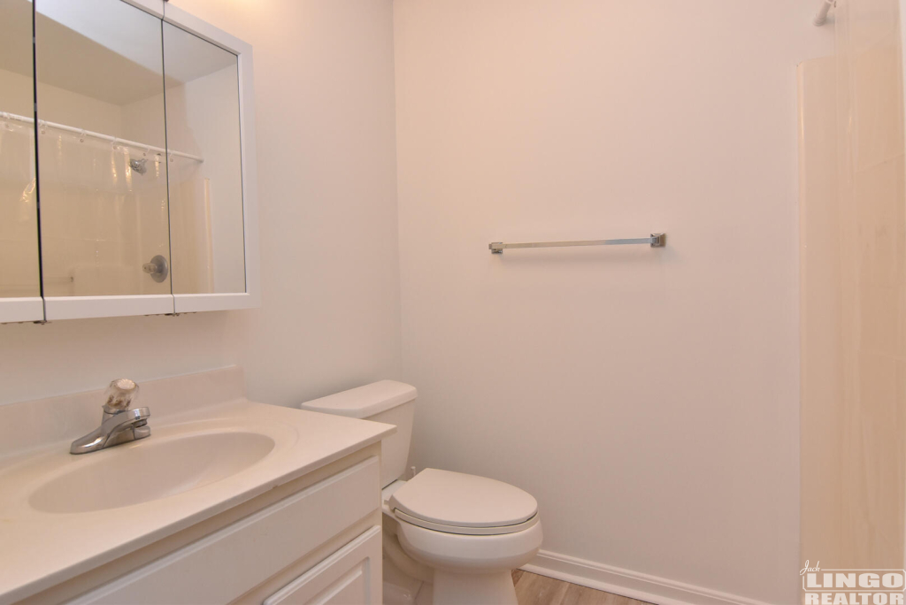 117+Lakeside+Drive_19 117 Lakeside Drive Rental Property