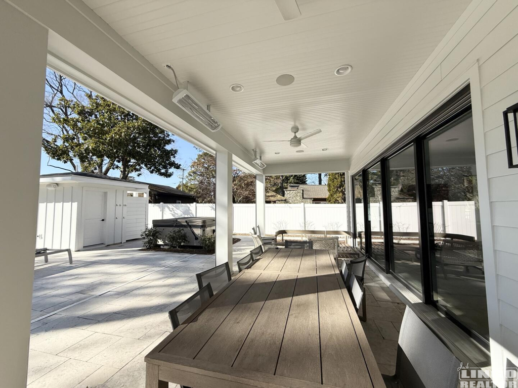 IMG_2591 20310 SILVER LAKE DRIVE Rental Property