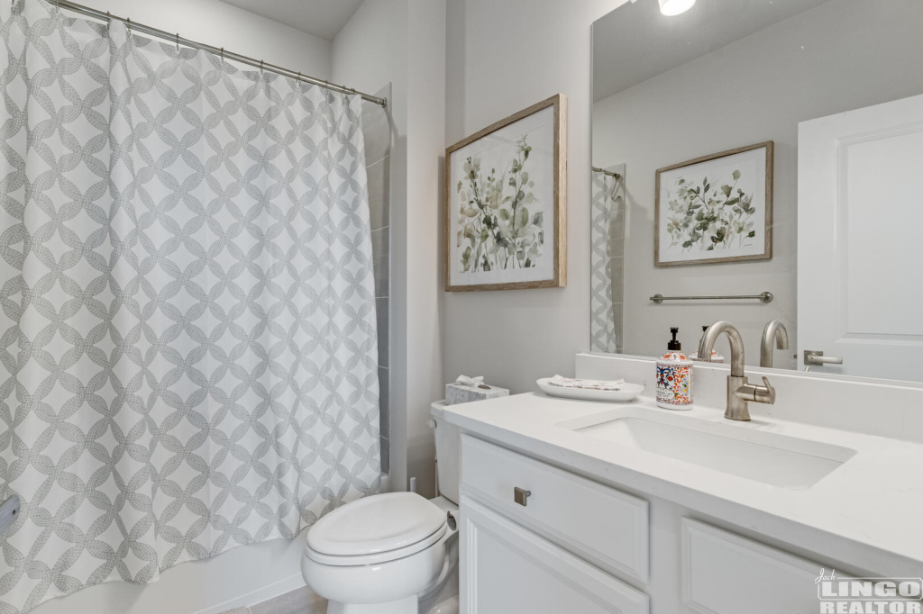 img_1916_466+(1) 35727 BENJAMIN RUSH DRIVE Rental Property