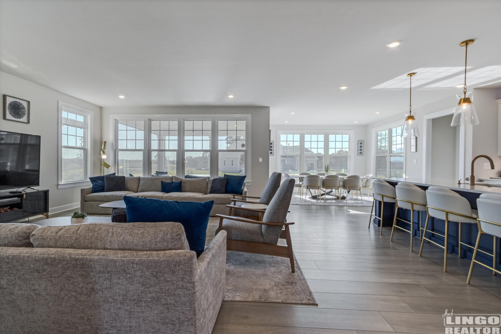 img_1931_502 35727 BENJAMIN RUSH DRIVE Rental Property