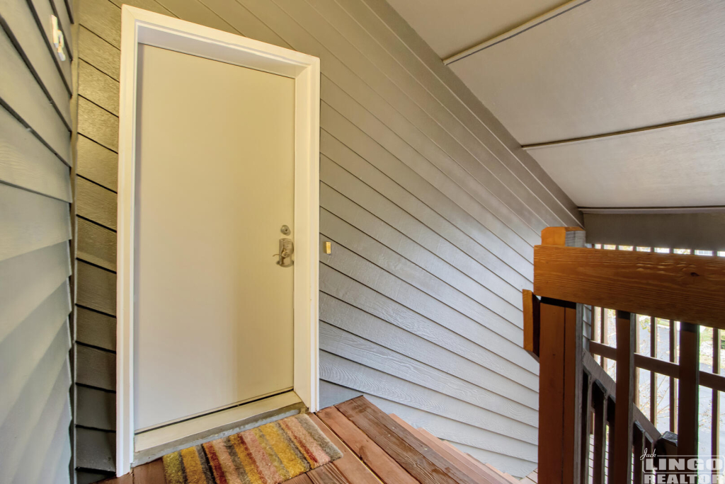 img_7891_522 241 AMERICAN EAGLE WAY #12 Rental Property