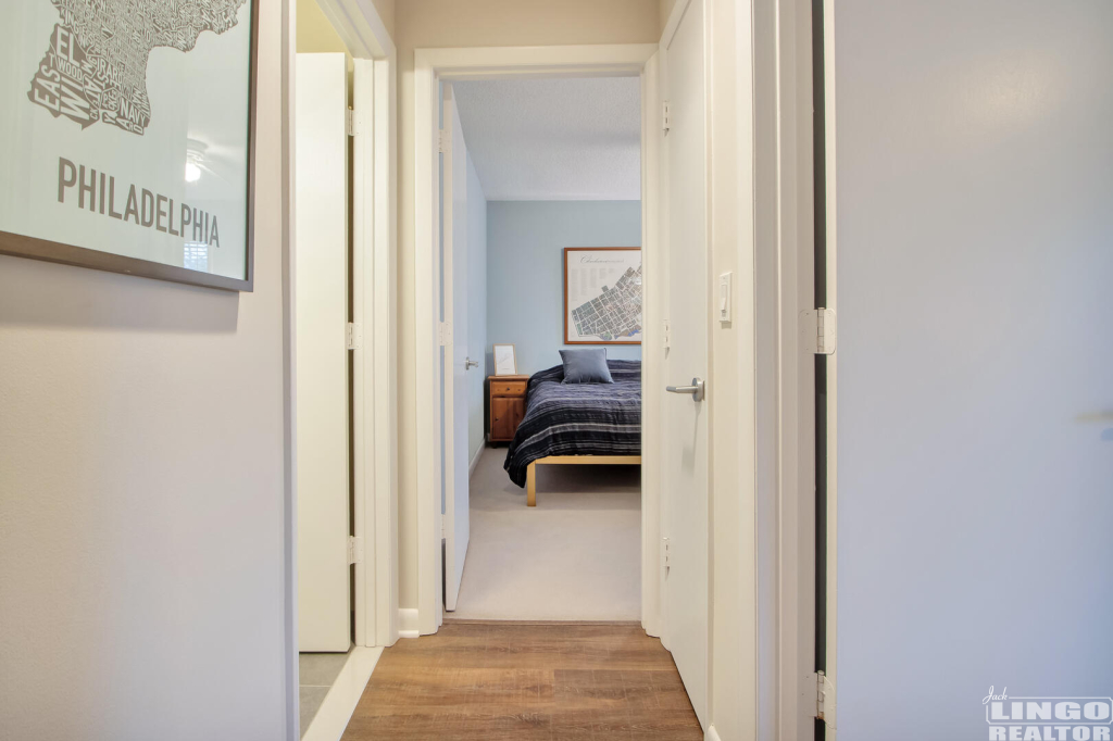 img_7897_984 241 AMERICAN EAGLE WAY #12 Rental Property