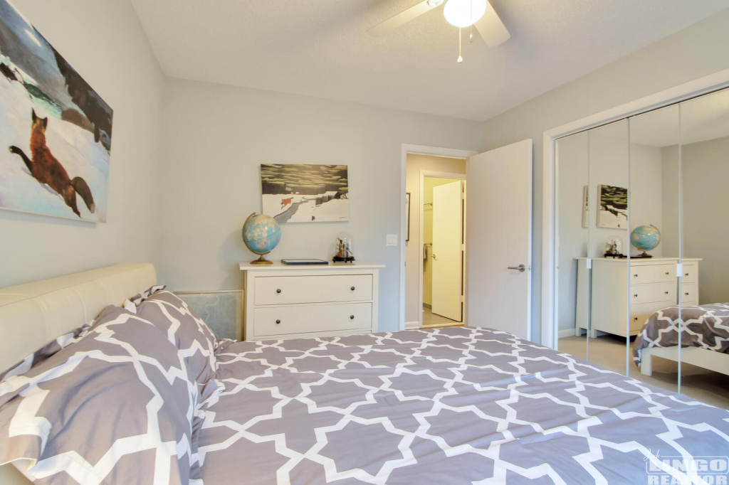 img_7903_706 241 AMERICAN EAGLE WAY #12 Rental Property