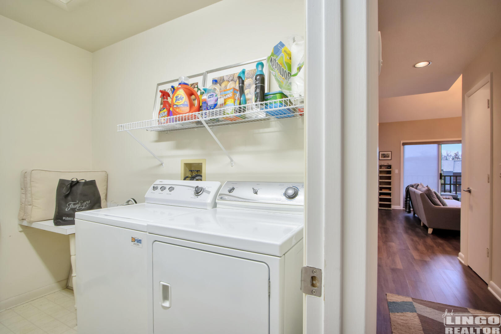 img_7915_840 241 AMERICAN EAGLE WAY #12 Rental Property