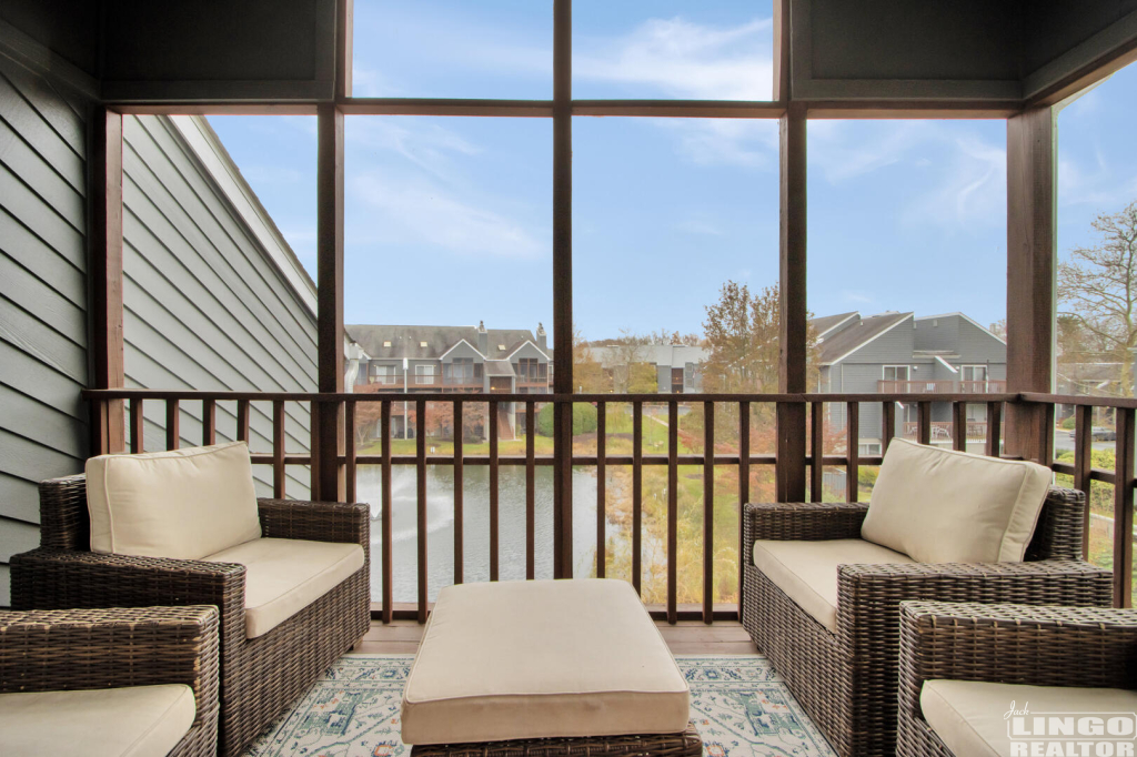 img_7939_820 241 AMERICAN EAGLE WAY #12 Rental Property