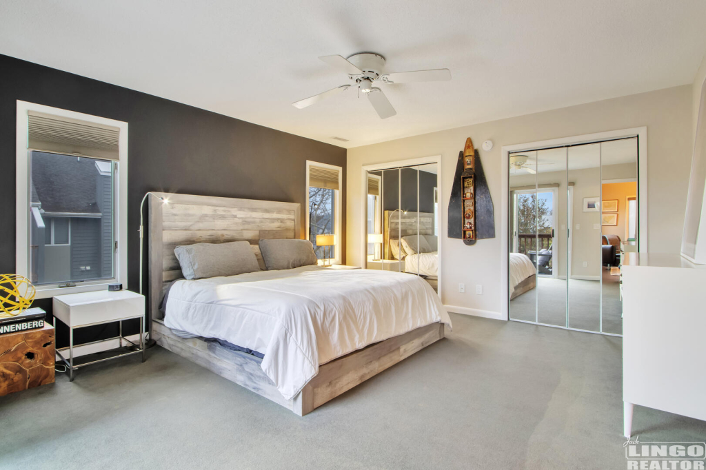 img_7957_180 241 AMERICAN EAGLE WAY #12 Rental Property