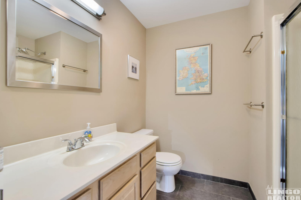 img_7966_536 241 AMERICAN EAGLE WAY #12 Rental Property