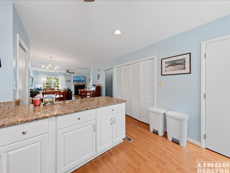 06-25+Read+Ave-6 5 SEABREEZE VILLAGE  Rental Property