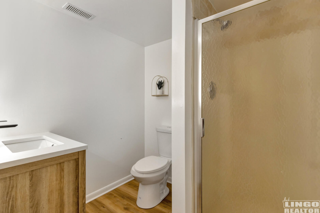 img_0821_181 10 SAULSBURY STREET Rental Property