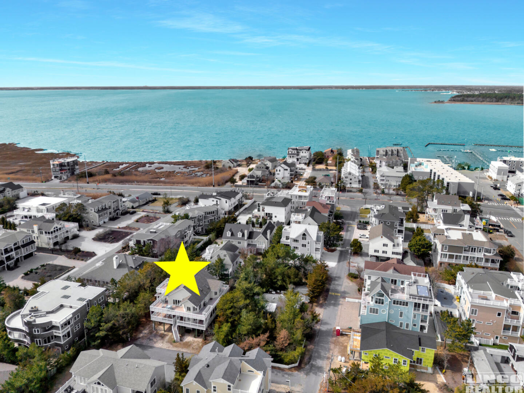 002_dji_20250301113030_0002_d_with_star_851 23 PEPPER AVENUE Rental Property