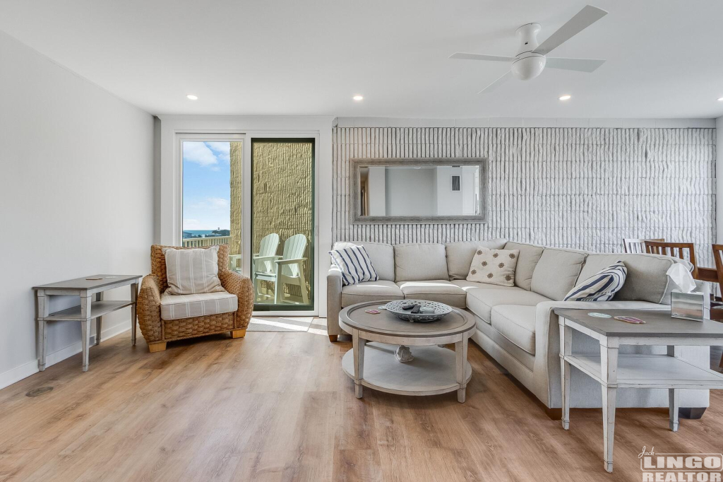 001_img_7834_295  Rental Property