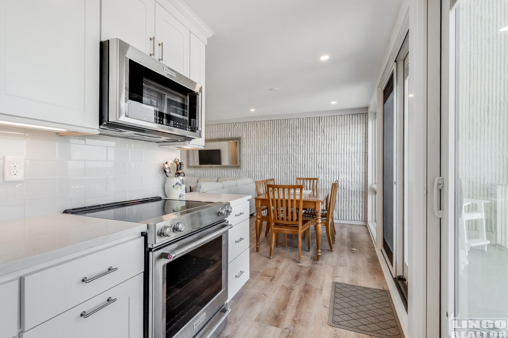 010_img_7861_272  Rental Property