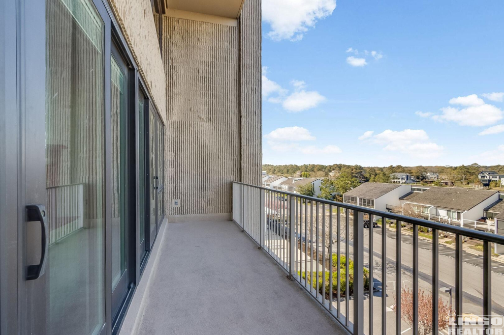 019_img_7888_987  Rental Property