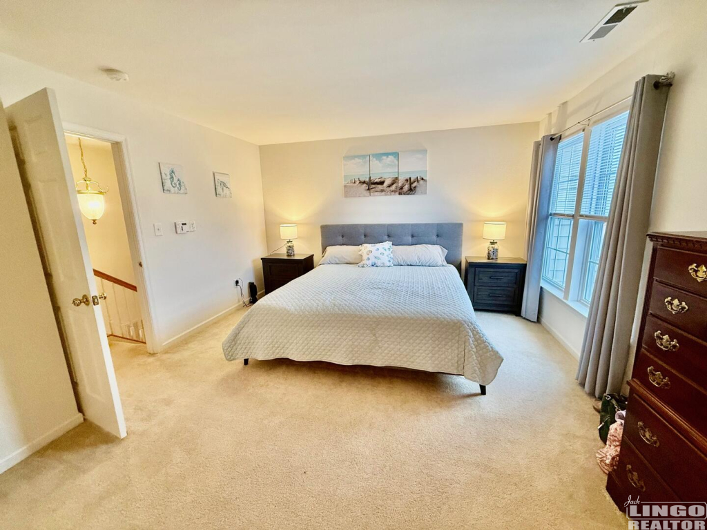 IMG_1964 12 SHOAL LANE Rental Property