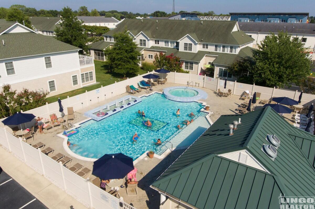 Pool+fun 6301 SANDY BOTTOM CIRCLE  Rental Property