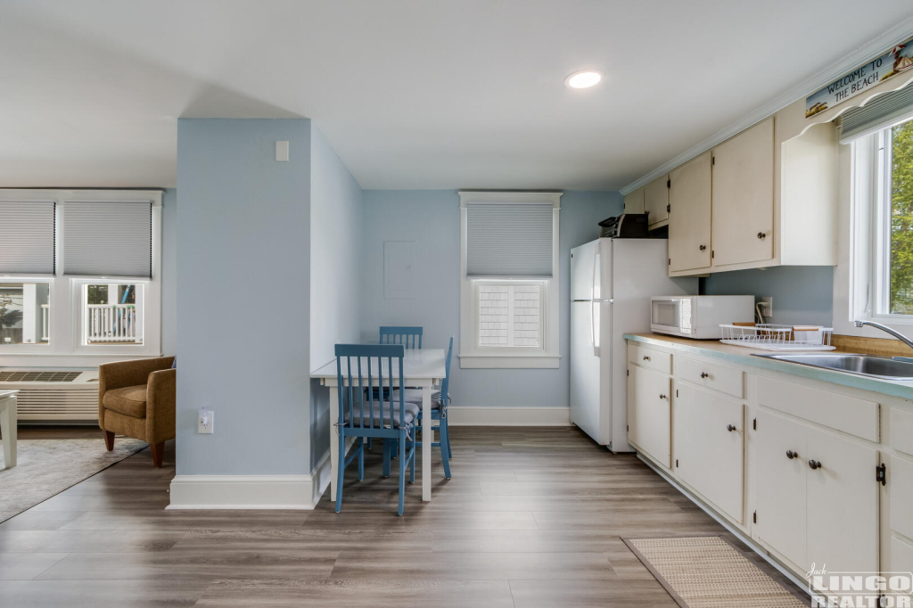 001_img_8826_515 49 BALTIMORE AVENUE #2 Rental Property