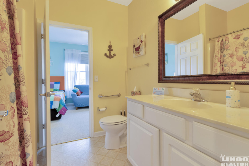 003_img_0010_114 1422 PEBBLE DRIVE Rental Property