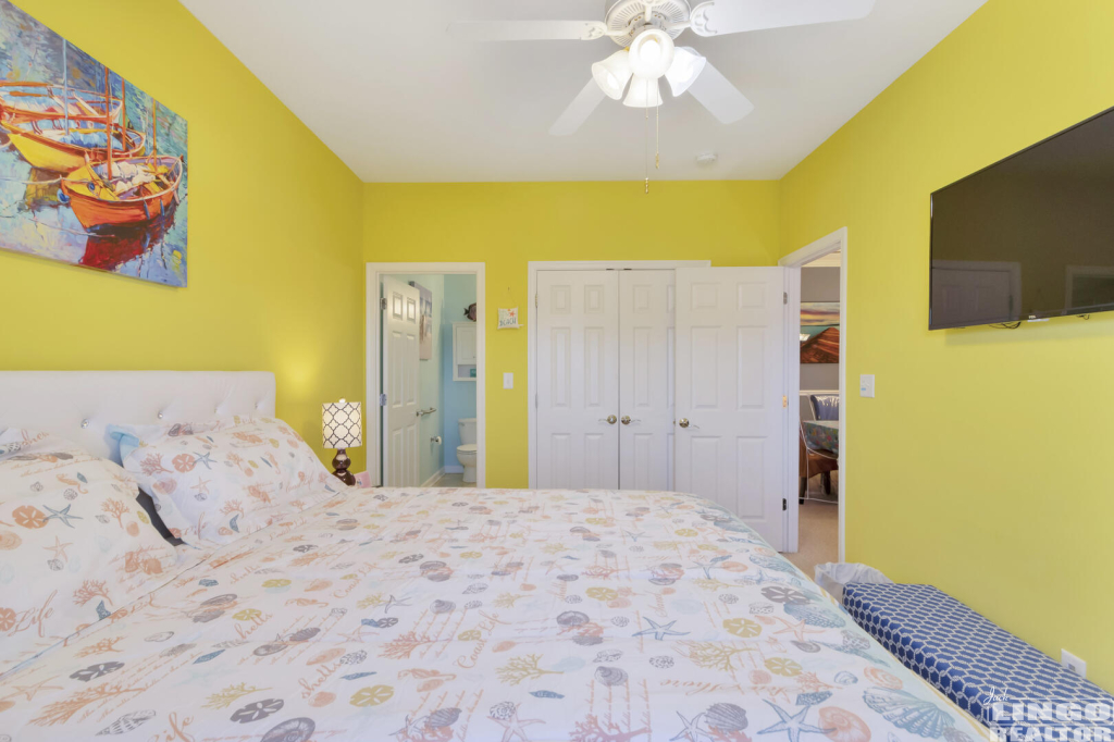 013_img_0049_719 1422 PEBBLE DRIVE Rental Property