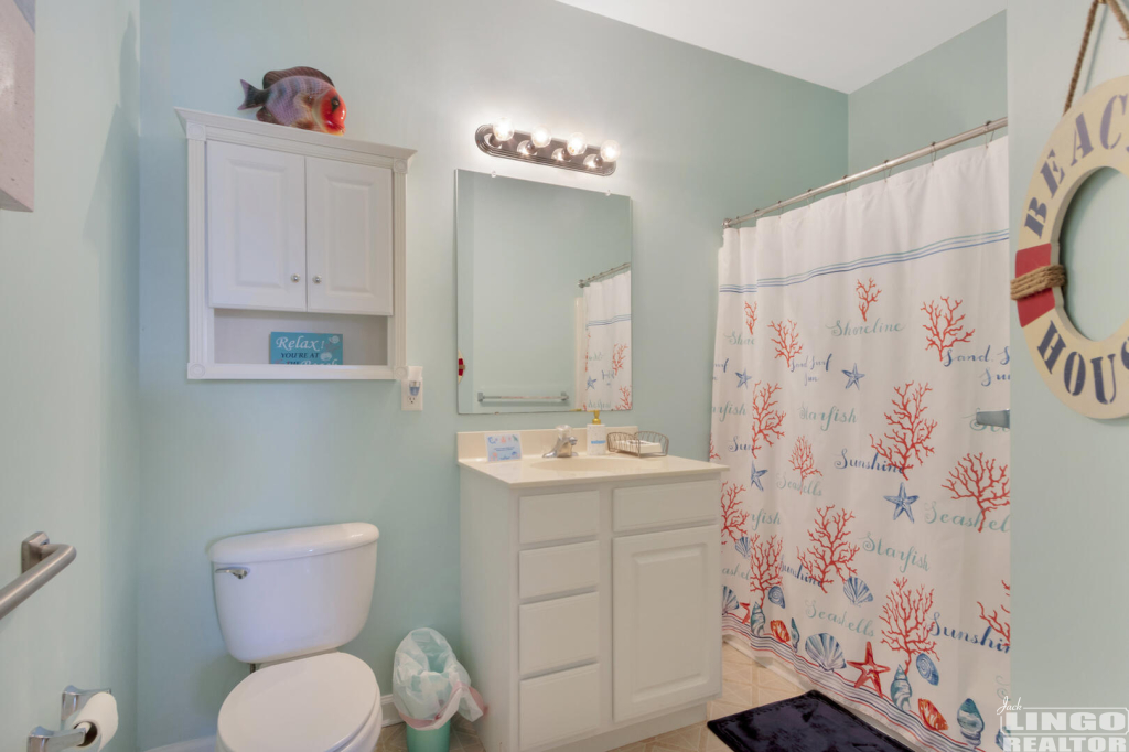 014_img_0052_145 1422 PEBBLE DRIVE Rental Property