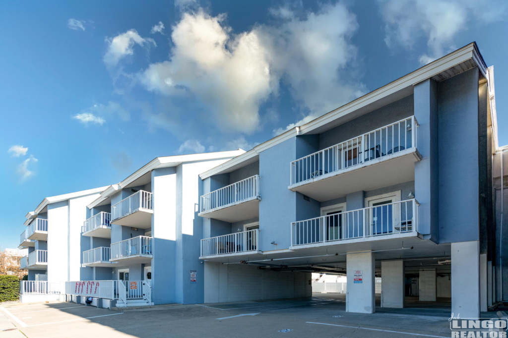 02-1a 3A DELANO  Rental Property