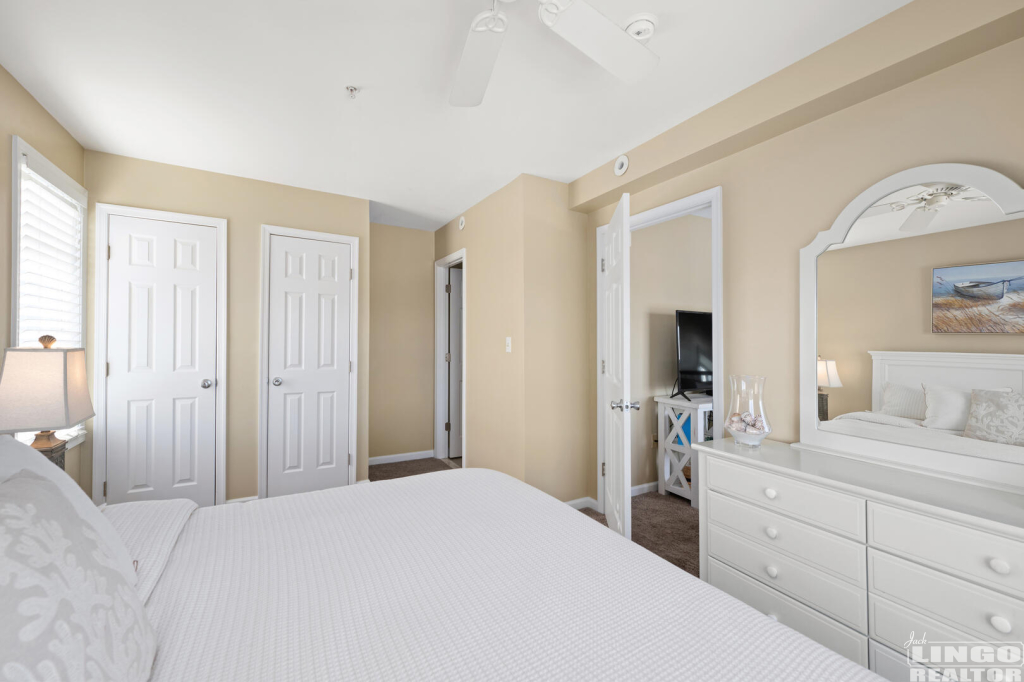 23-21 3A DELANO  Rental Property