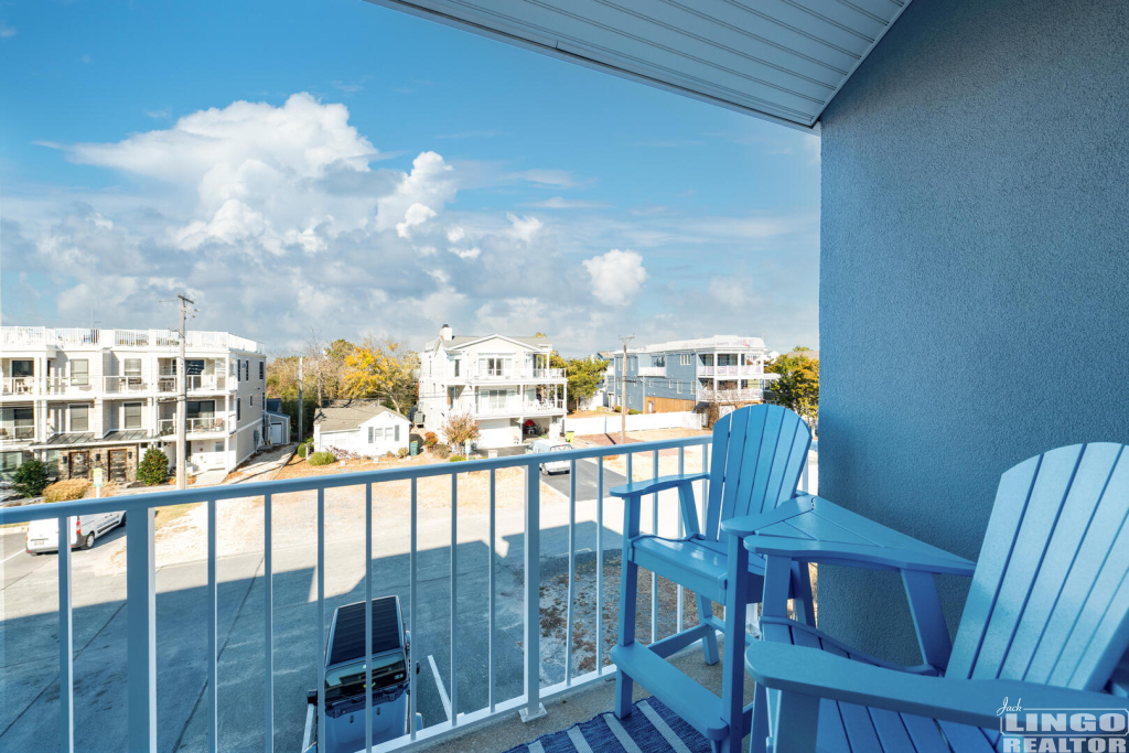 28-26 3A DELANO  Rental Property