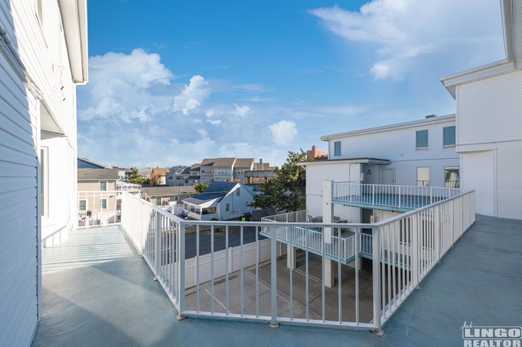 33-C 3A DELANO  Rental Property