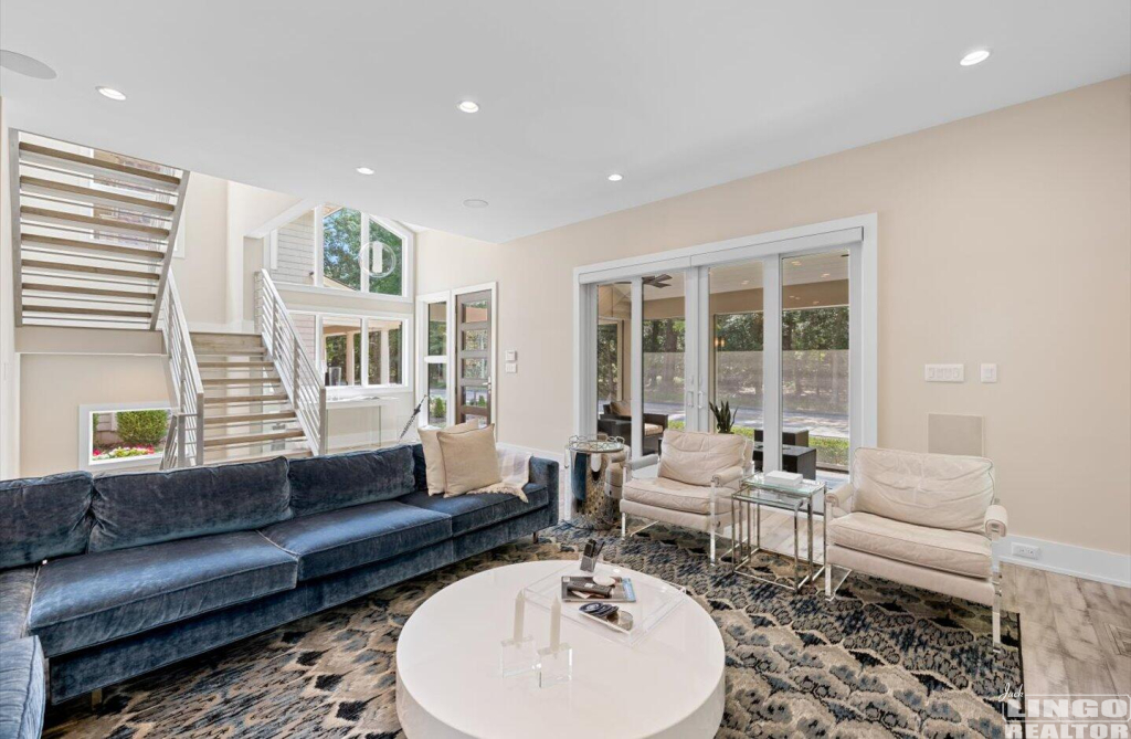 10 91 COLUMBIA AVENUE Rental Property 10 91 COLUMBIA AVENUE Rental Property