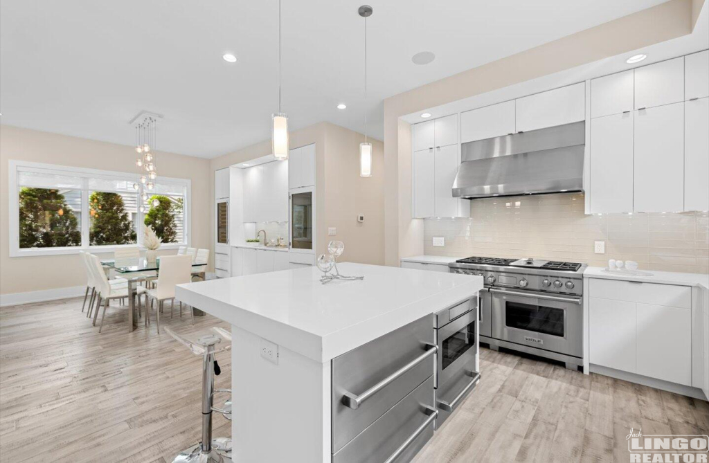 17 91 COLUMBIA AVENUE Rental Property 17 91 COLUMBIA AVENUE Rental Property