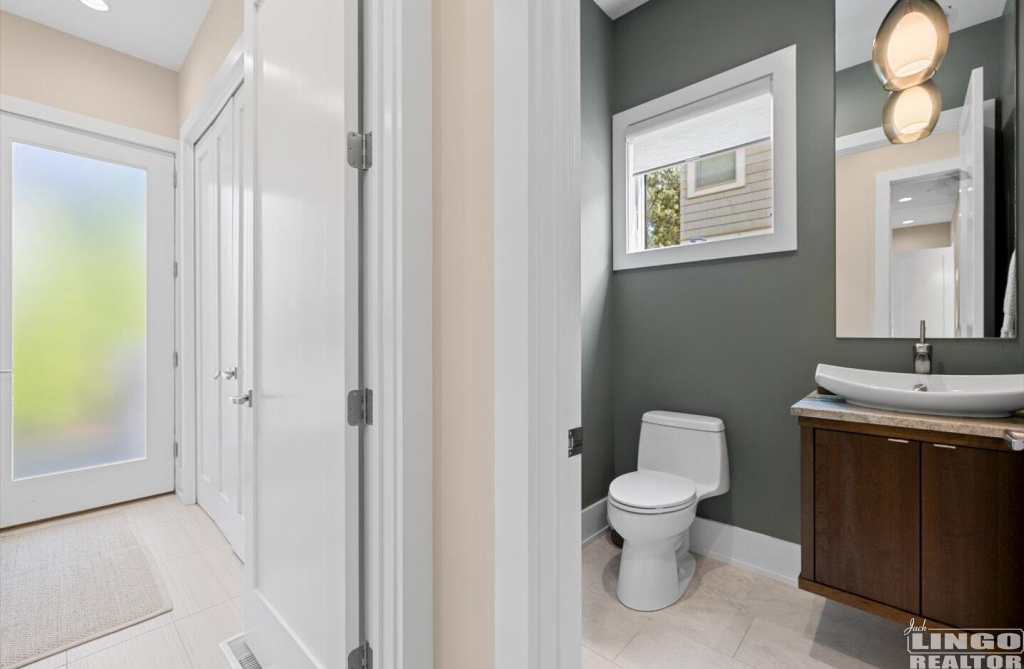 22 91 COLUMBIA AVENUE Rental Property 22 91 COLUMBIA AVENUE Rental Property