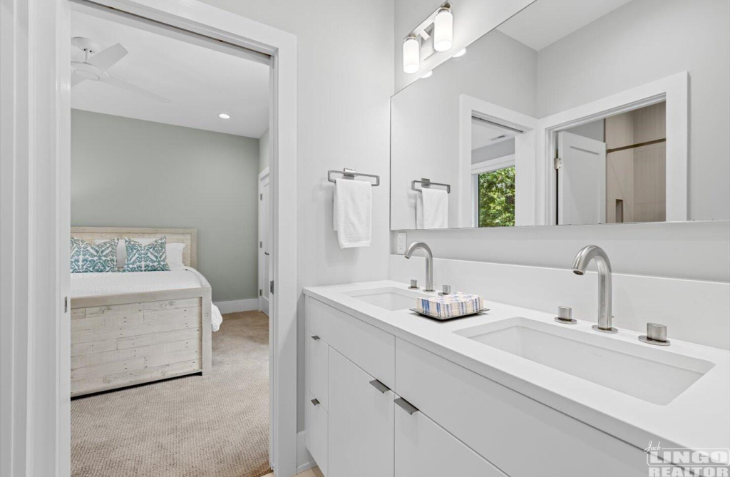 40 91 COLUMBIA AVENUE Rental Property 40 91 COLUMBIA AVENUE Rental Property