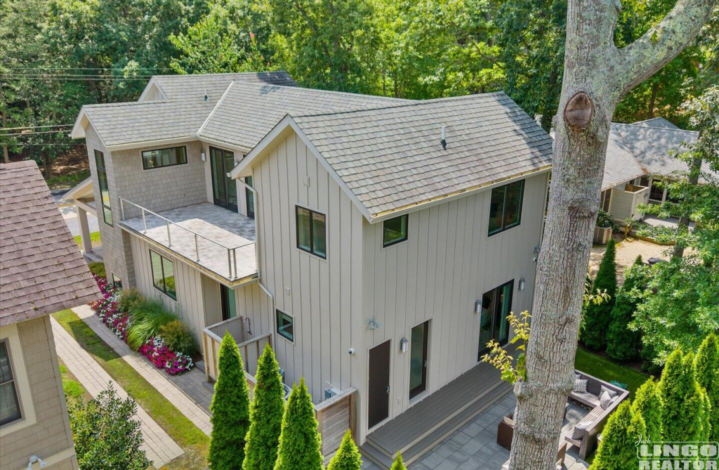 54 91 COLUMBIA AVENUE Rental Property 54 91 COLUMBIA AVENUE Rental Property