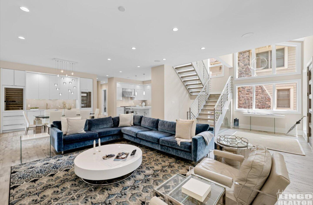 6 91 COLUMBIA AVENUE Rental Property 6 91 COLUMBIA AVENUE Rental Property