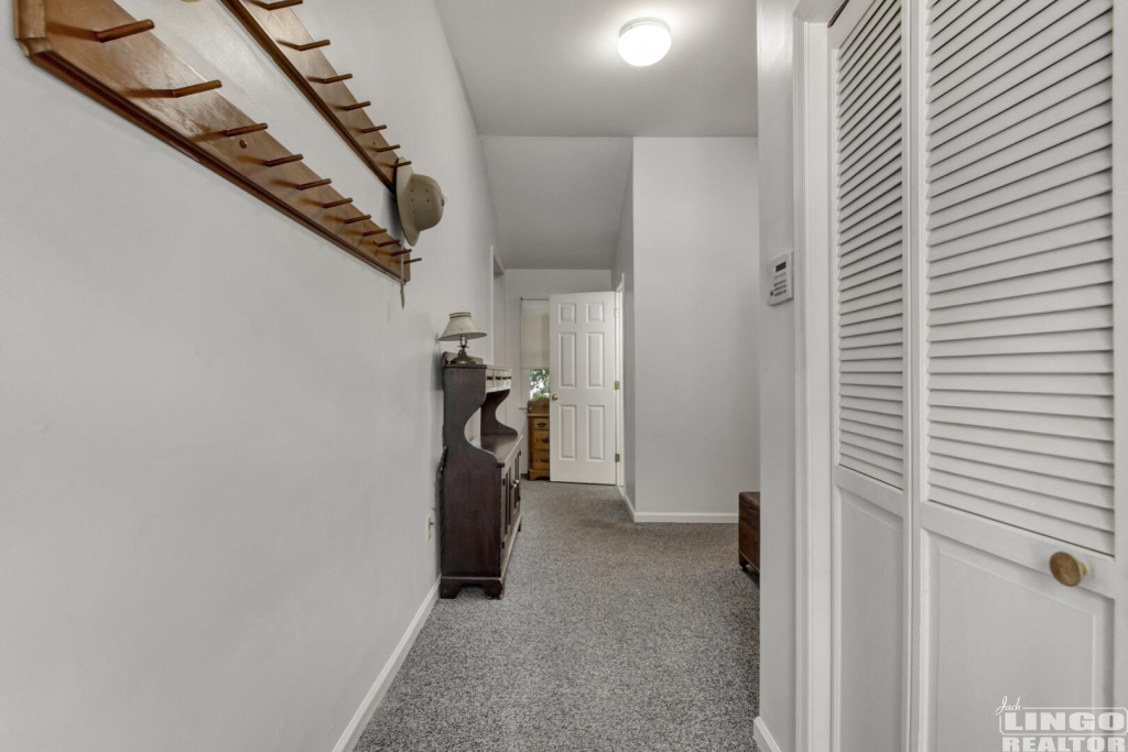 img_3393_59 207 BAYARD AVENUE Rental Property
