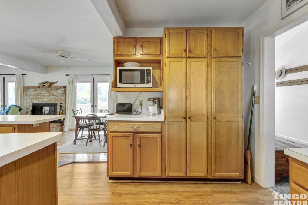 img_3444_354 207 BAYARD AVENUE Rental Property