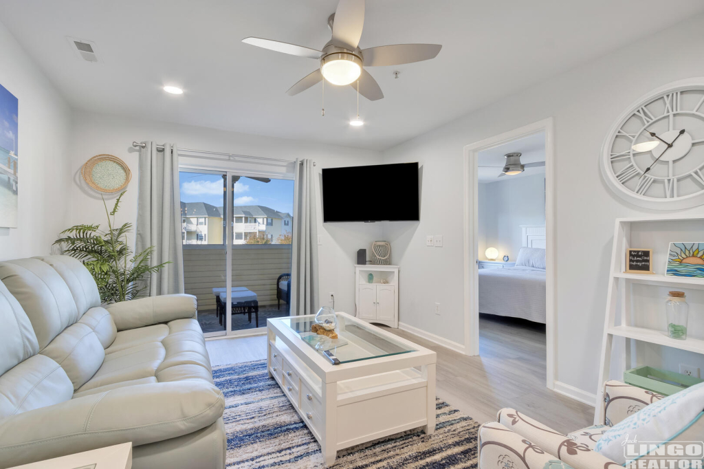 011_img_4414_568 36525 PALM DRIVE #5203  Rental Property