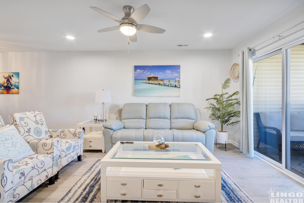 012_img_4417_788 36525 PALM DRIVE #5203  Rental Property