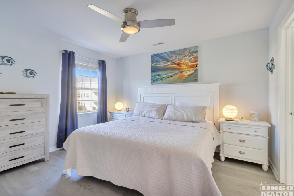 013_img_4420_525 36525 PALM DRIVE #5203  Rental Property