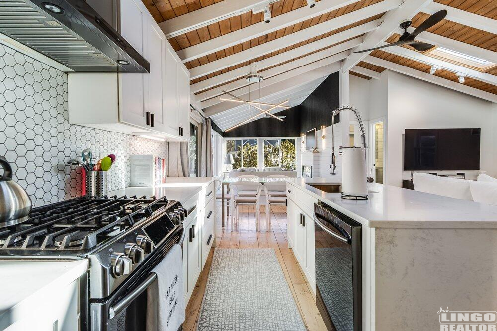 015_img_0043_704 21170 FIRST STREET Rental Property 015_img_0043_704 21170 FIRST STREET Rental Property