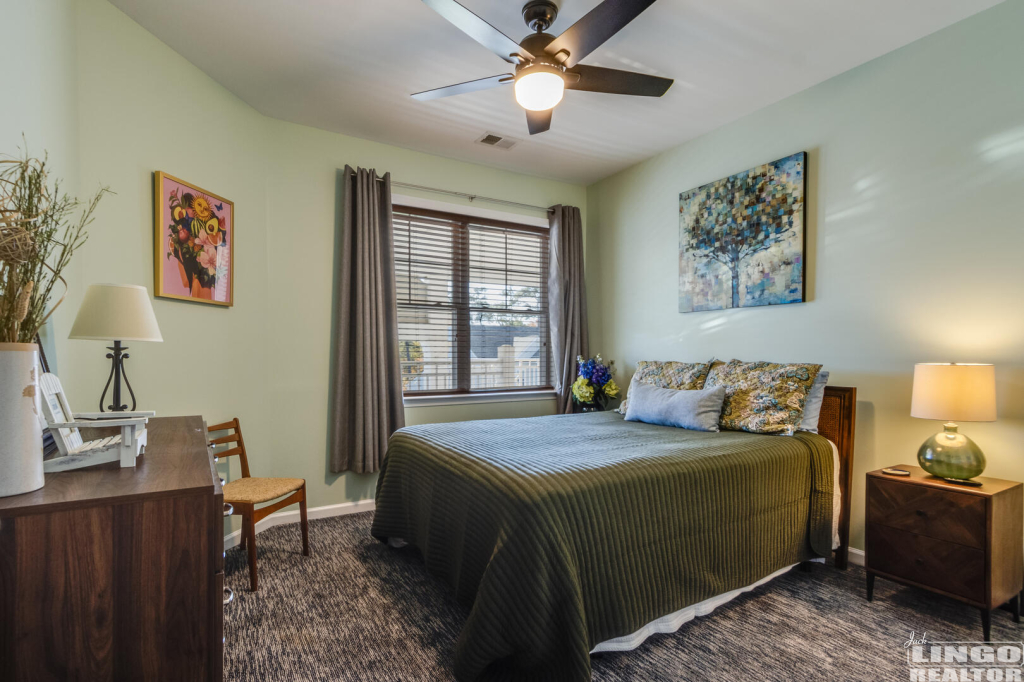 img_3526_772 19688 CHELMER DRIVE #17 Rental Property img_3526_772 19688 CHELMER DRIVE #17 Rental Property