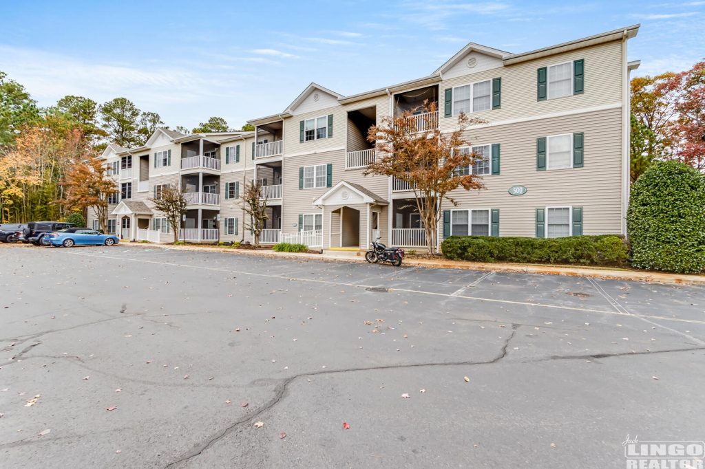 001_img_4627_359 515 CASCADE LANE   Rental Property