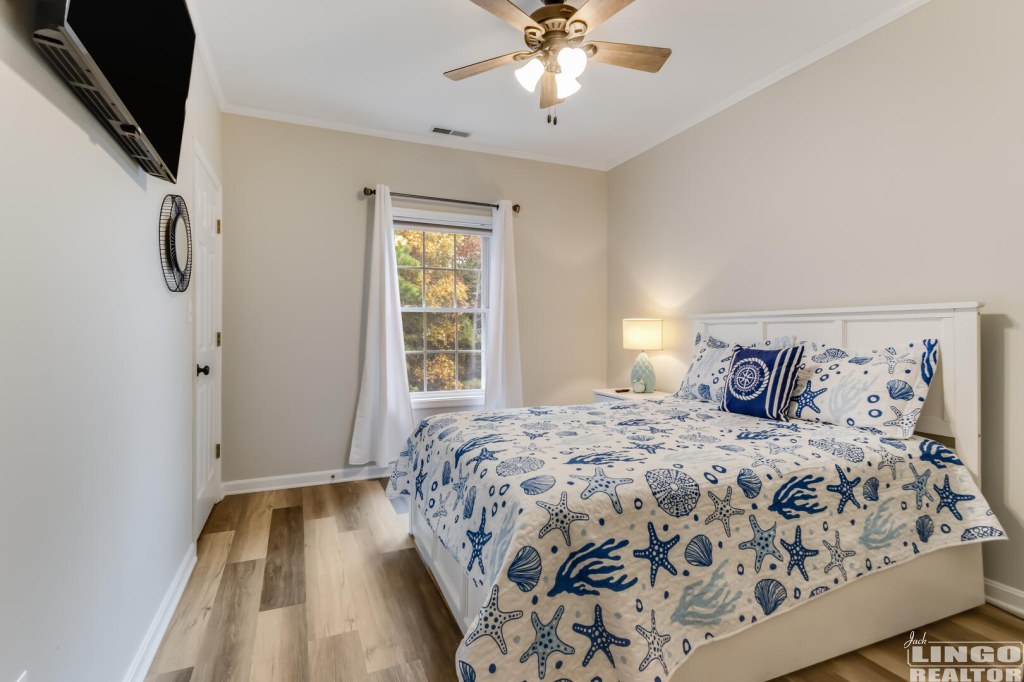 015_img_4669_736 515 CASCADE LANE   Rental Property